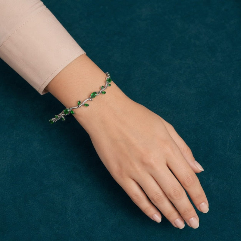 Tulip Bracelet — Emerald Green Stone Chain Bracelet