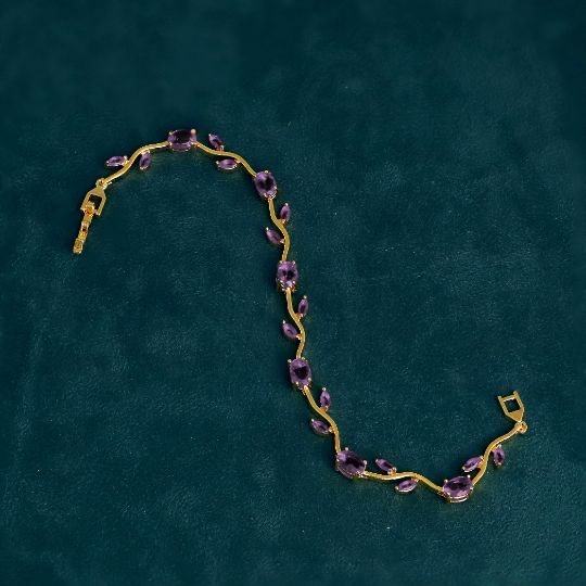 Tulip Bracelet — Black Stone Gold Chain Bracelet