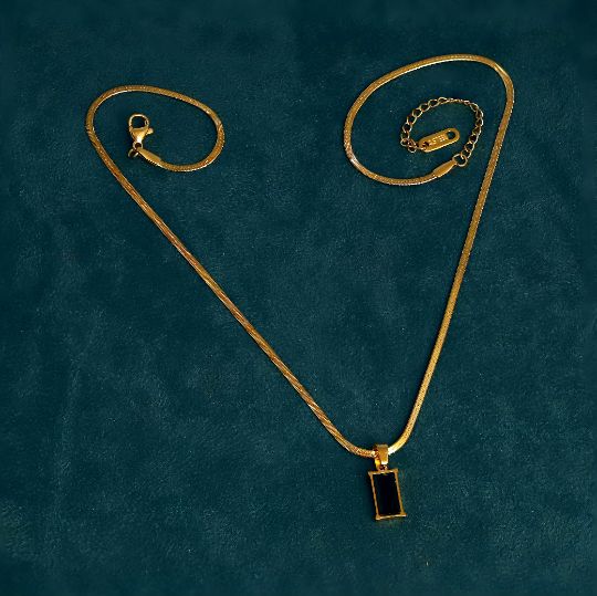Black Onyx Pendant Necklace — Gold Herringbone Chain